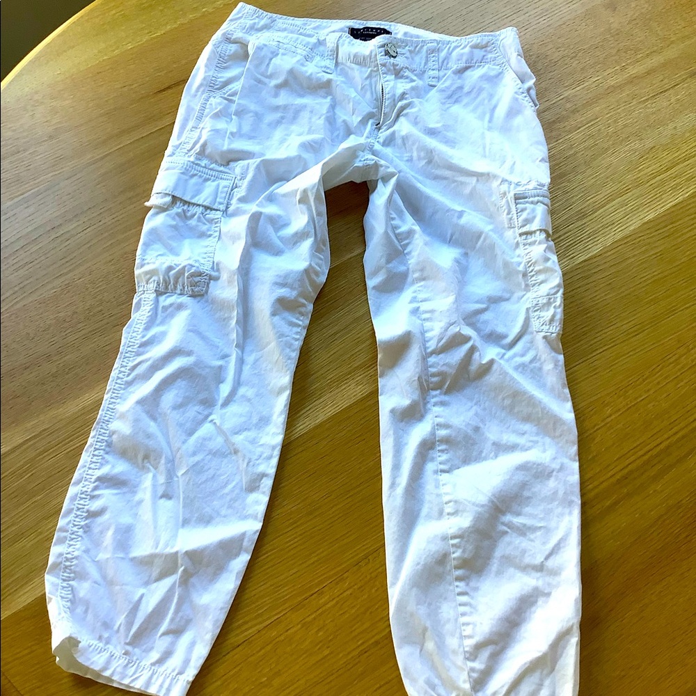 Sanctuary lightweight crops